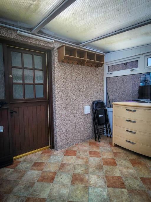 Central 2-Bedroom Bunglow With Double Sofa Bed Carnoustie Ngoại thất bức ảnh